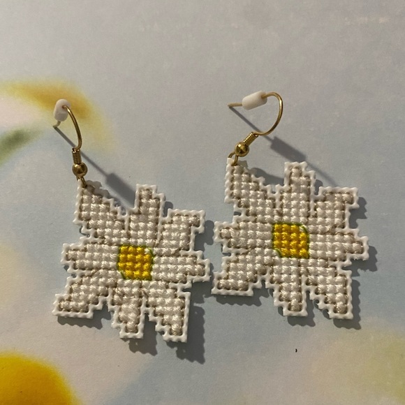 Needlepoint Daisy Earrings - Picture 3 of 10
